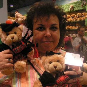 Meet your Posher, Tabra